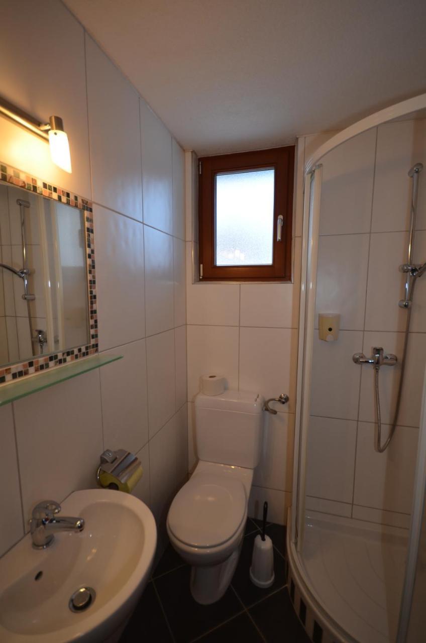 Haus Bergfrieden Hotel Lermoos Eksteriør billede